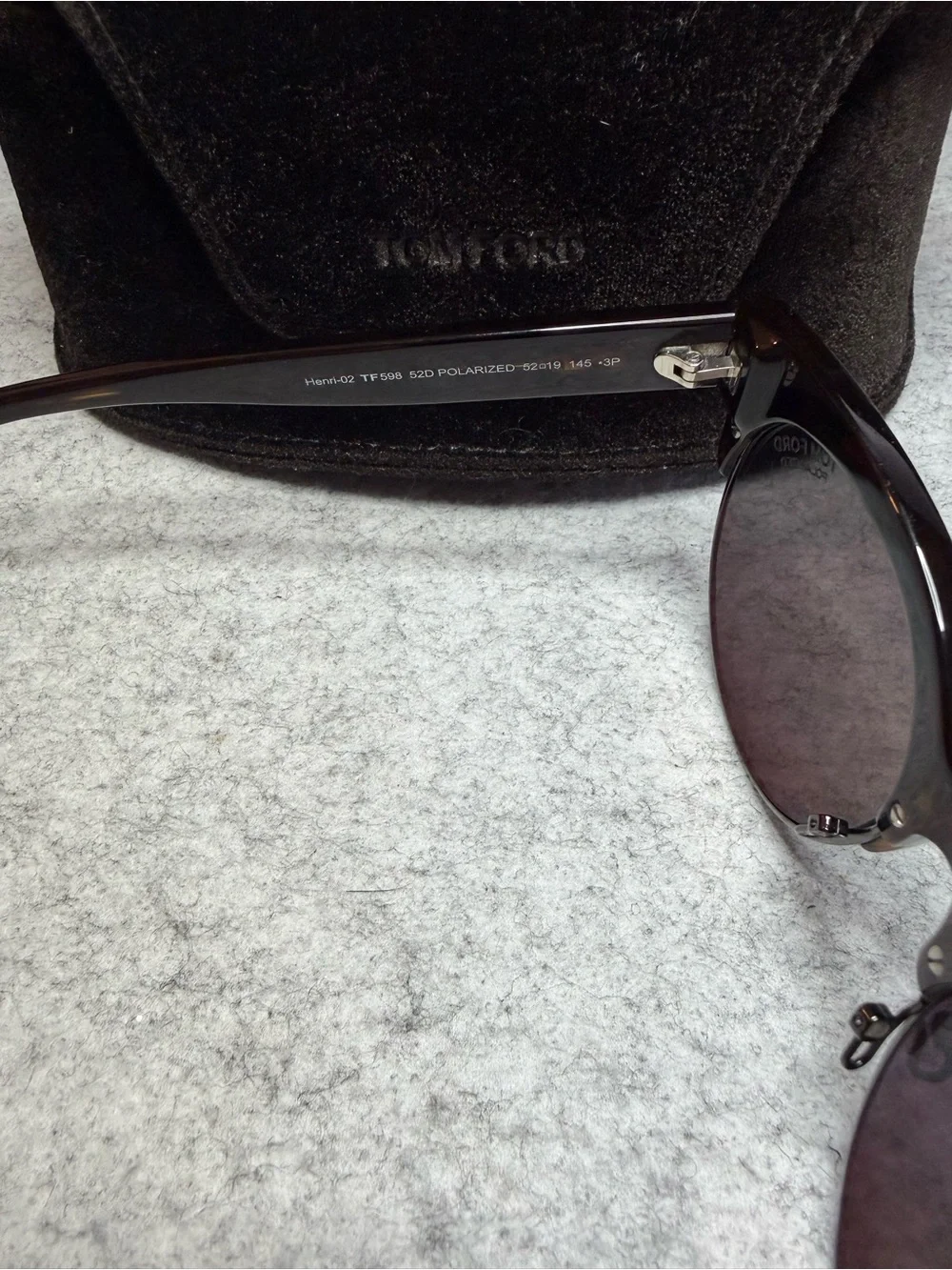 Tom Ford Women's Tortoiseshell Round Sunglasses - Black Lenses